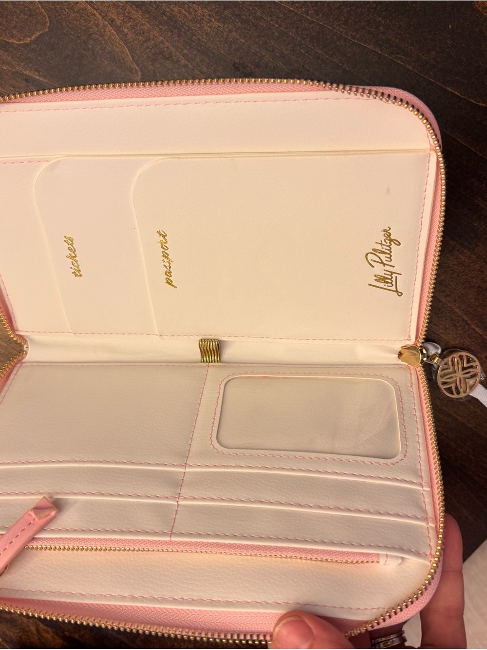 Lilly Pulitzer Travel Wallet - Picture 4 of 4